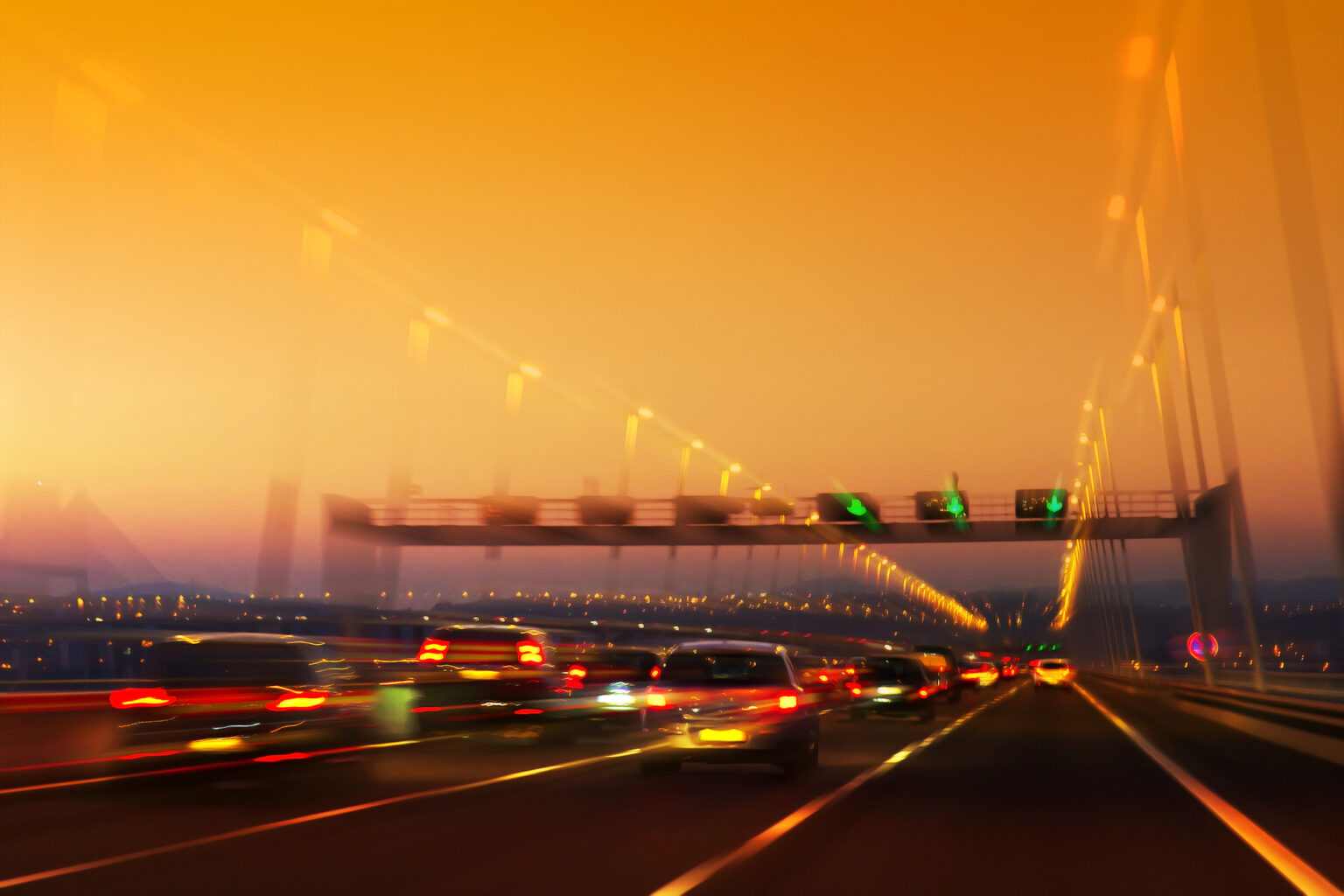 Smart contract platforms and their scaling solutions