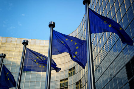 Circle launches a digital euro stablecoin (EUROC)