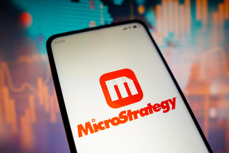 Strategy sells another 1,690 Bitcoin below its cost basis Strategy sells Bitcoin worth USD 108.6 million, buys back STRC preferred shares and lifts its USD reserve to USD 4.65 billion.