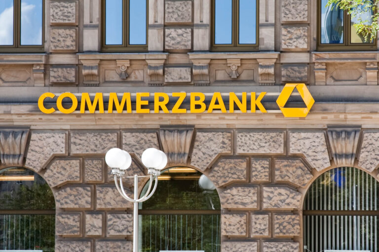 Commerzbank receives crypto custody license in Germany
