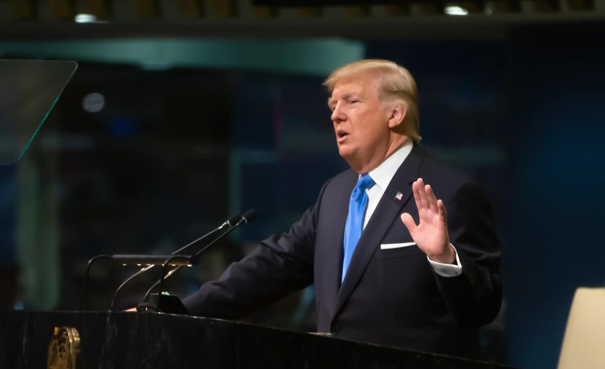 Trump's executive order directs the Federal Reserve to review crypto firm access to Master Accounts and Fedwire.