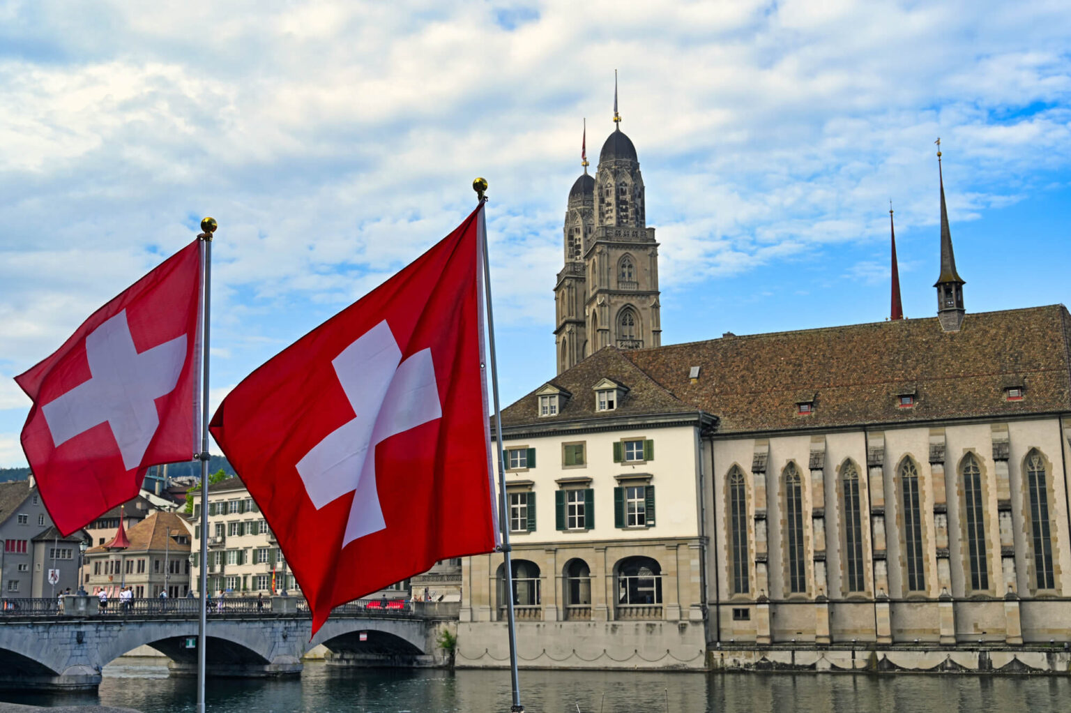Swiss crypto associations present 12-point program Schweizer Krypto-Verbände stellen 12-Punkte-Programm vor