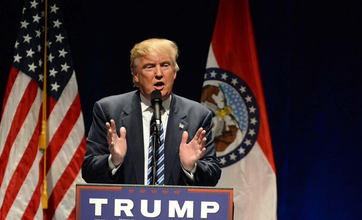 Trump negotiates with senators over Clarity Act ethics clause Trump meets Republican senators to resolve the Clarity Act ethics clause, the last hurdle before a possible Senate vote on the crypto bill.