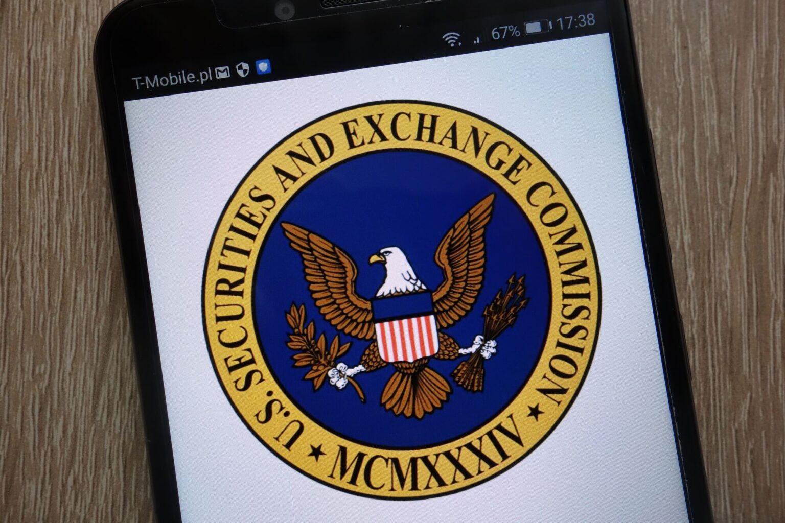 SEC questions crypto ETFs with staking