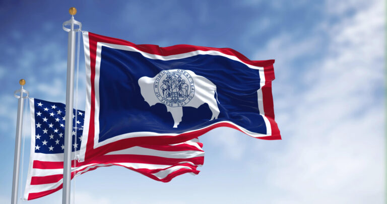 Wyoming führt FRNT-Stablecoin mit Visa-Unterstützung auf sieben Blockchains ein