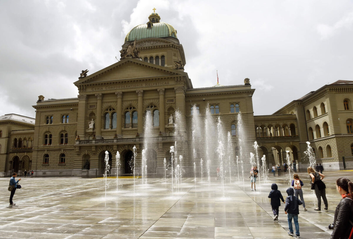 Finally: Federal Council proposes new regulations for stablecoins and crypto institutions Finally: Federal Council proposes new regulations for stablecoins and crypto institutions