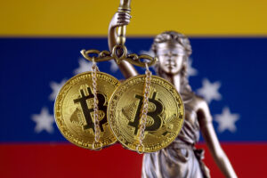 Bitcoin reaches 93,000 dollars after US military operation in Venezuela