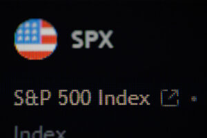 S&P Dow Jones Indices licenses the S&P 500 to Trade[XYZ] for the first officially licensed S&P 500 perpetual contract on Hyperliquid.