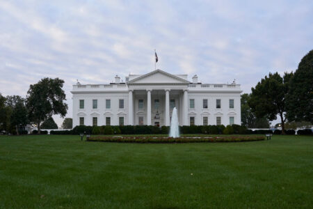 US Treasury Secretary Bessent urges Senate to pass the CLARITY Act US Treasury Secretary Bessent urges Senate to pass the CLARITY Act