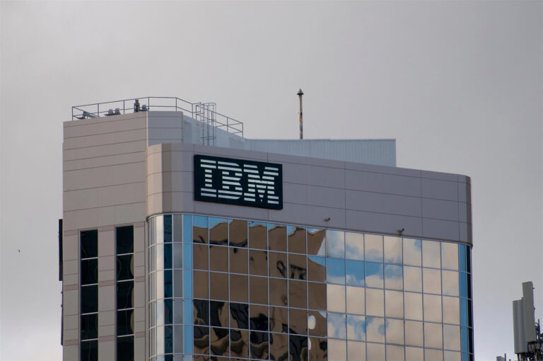 IBM is investing over USD 10 billion in quantum computing: What the roadmap to 2029 means for the Bitcoin risk.