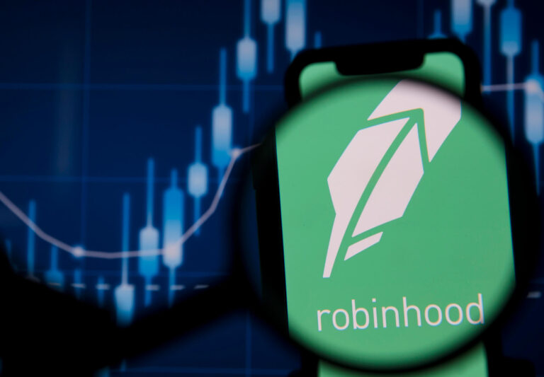 Robinhood Chain gathered roughly USD 3.1 billion in DEX volume in its first week and now ranks among the five largest chains, according to Bernstein.