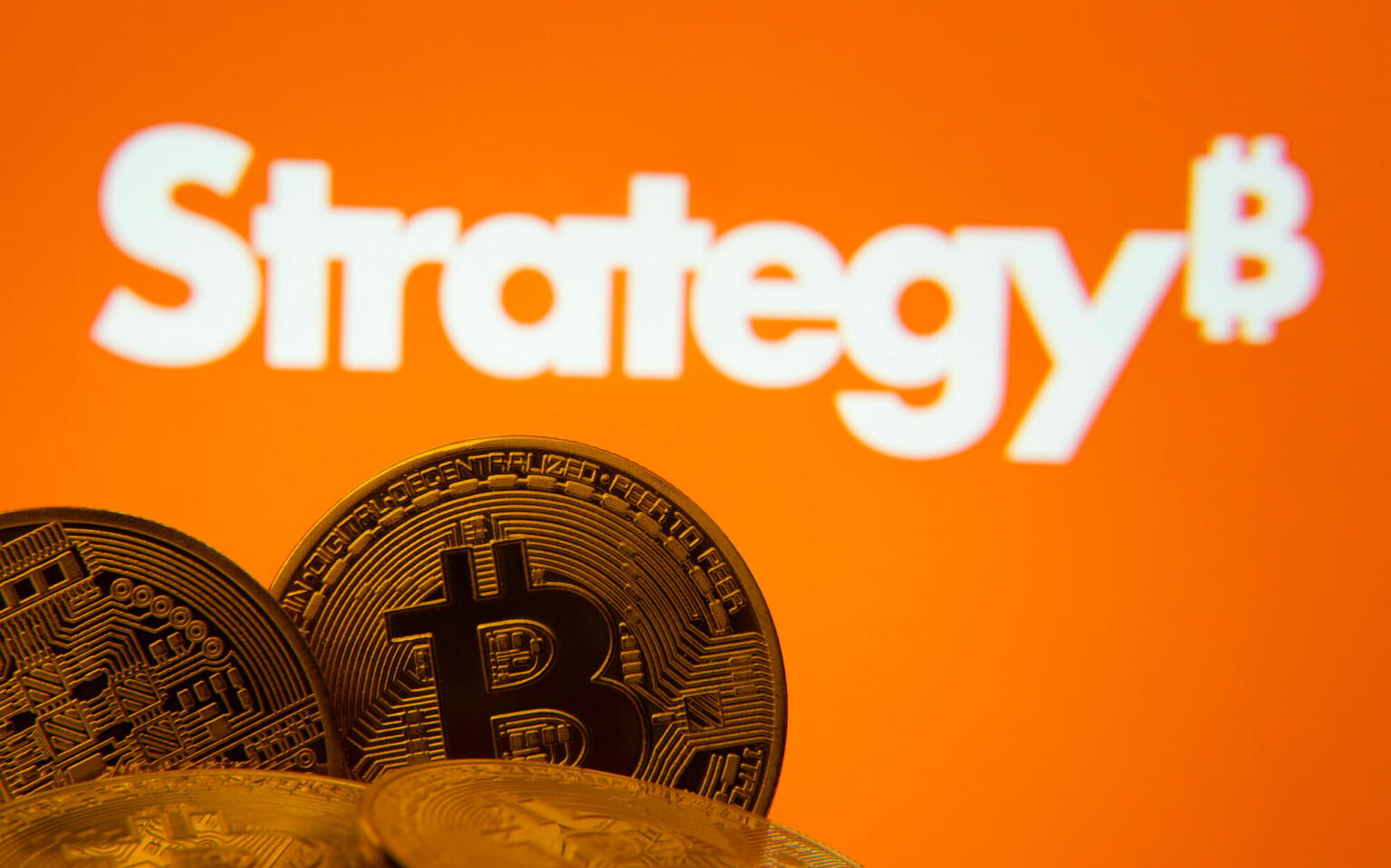 Strategy buys Bitcoin for USD 370 million after summer pause Strategy buys 4,603 Bitcoin for USD 369.7 million and ends the first selling phase in its history, lifting holdings to 845,050 BTC.